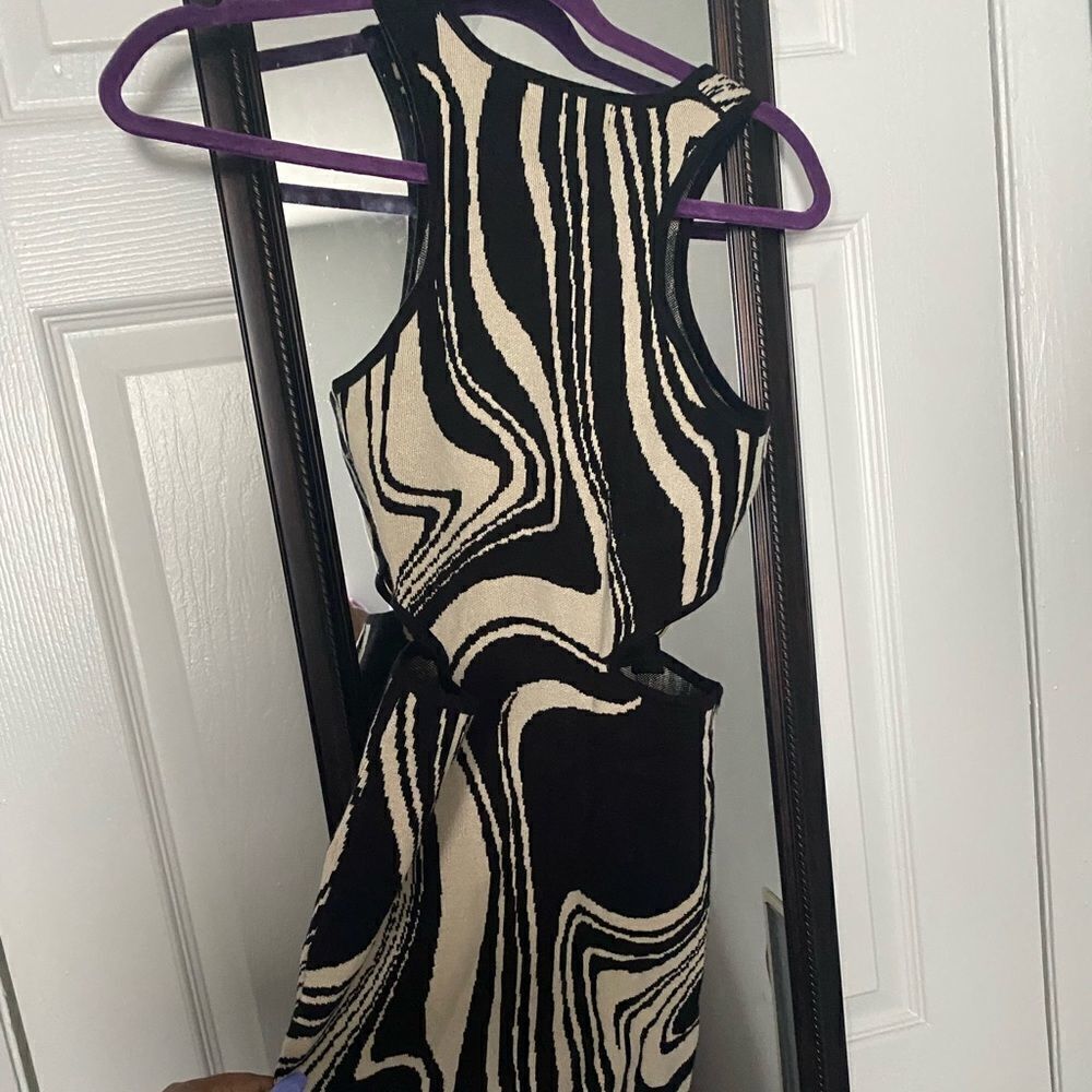 Abstract o-ring sweater dress